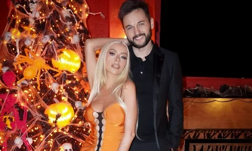 christina aguilera halloween brad jpg