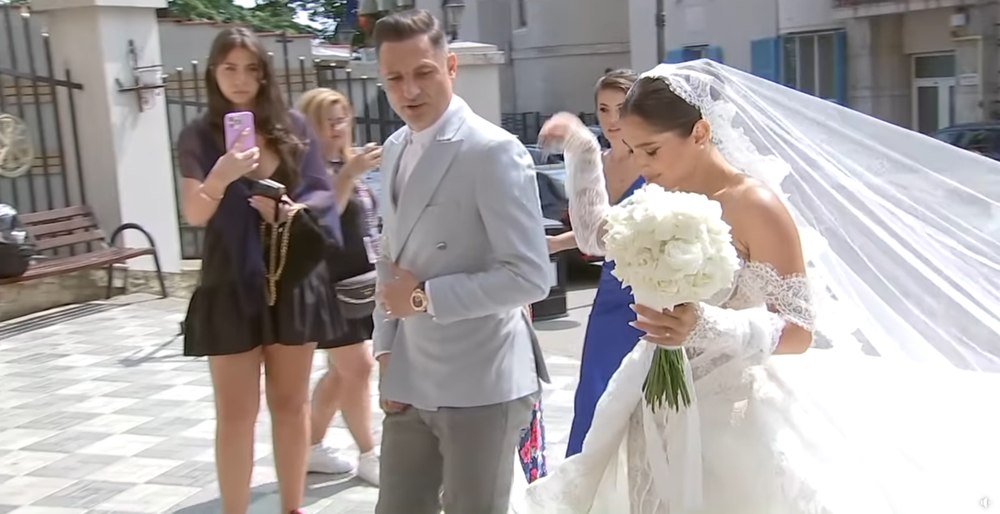 Cum au apărut jucătorii naționalei României la nunta lui Florinel Coman. Imagini de colecție