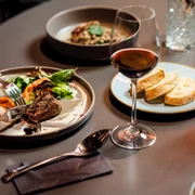 restaurant, foto shutterstock jpg