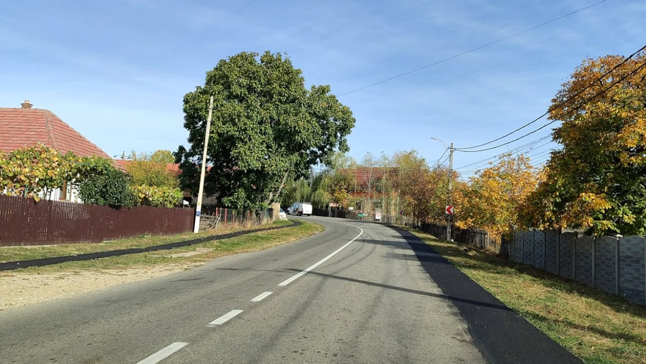 În Baia de Fier există o pistă pentru biciclete în lungime de 8 km. Foto: visitbaiadefier.ro