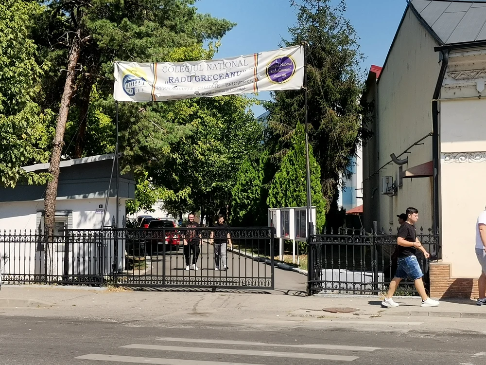 Centrul de examen este organizat în Slatina la C.N. „Radu Greceanu” FOTo: A. Mitran