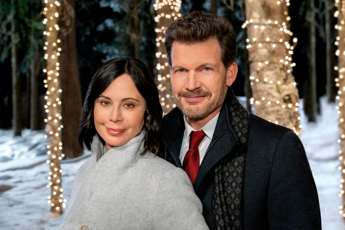 
    Un ajutor de Crăciun (If Only I Had Christmas, 2020)  