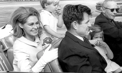 Joan Kennedy și Ted Kennedy   profimedia 0963706339 jpg