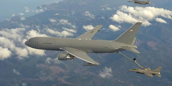 avioane Boeing KC-46 Pegasus