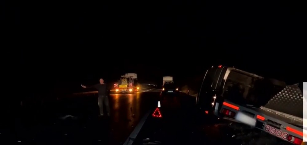 Grav accident pe o autostradă din Ungaria: două microbuze pline cu români s-au ciocnit puternic