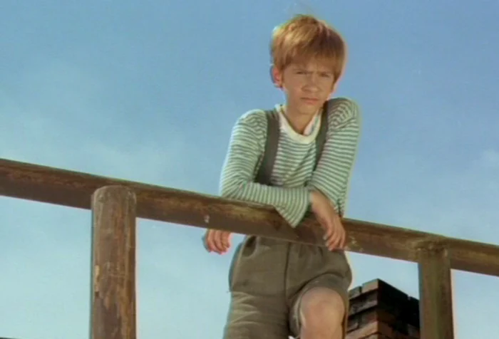 
    Costel Băloiu, pe vremea când era „Pistruiatul“  