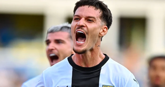Dennis Man, explozie în acest sezon din Serie A. Foto Facebook