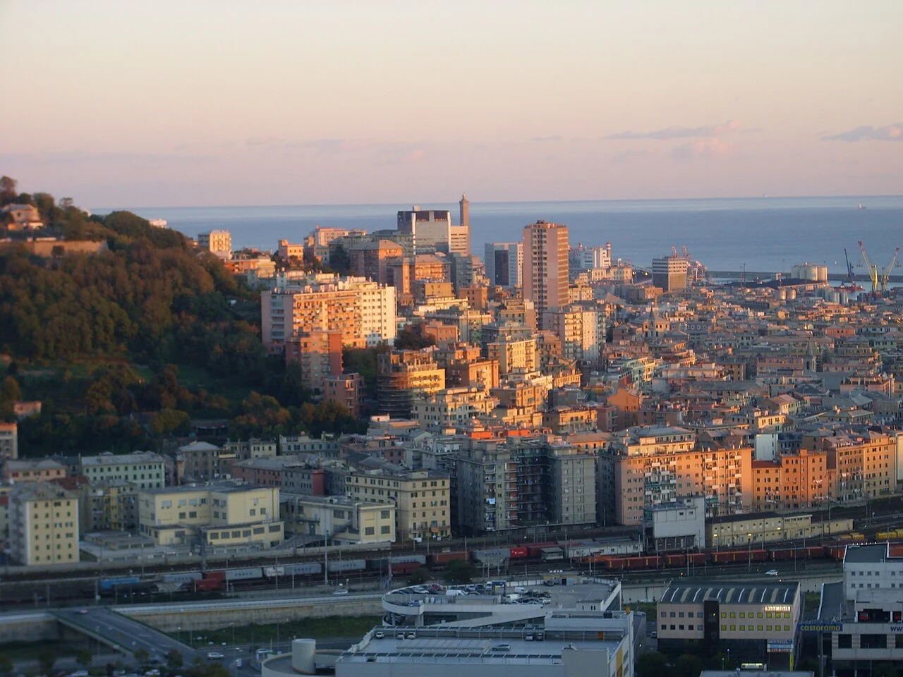 Două camere în Genova, la prețul unei garsoniere în București: „Nu, frate, vreau să dau de la 200.000 de euro în sus, în România”