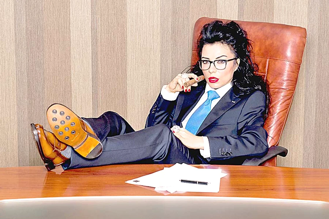 DJ Wanda a spus că se simte foarte sexy în haine masculine (FOTO: ADPM.RO)