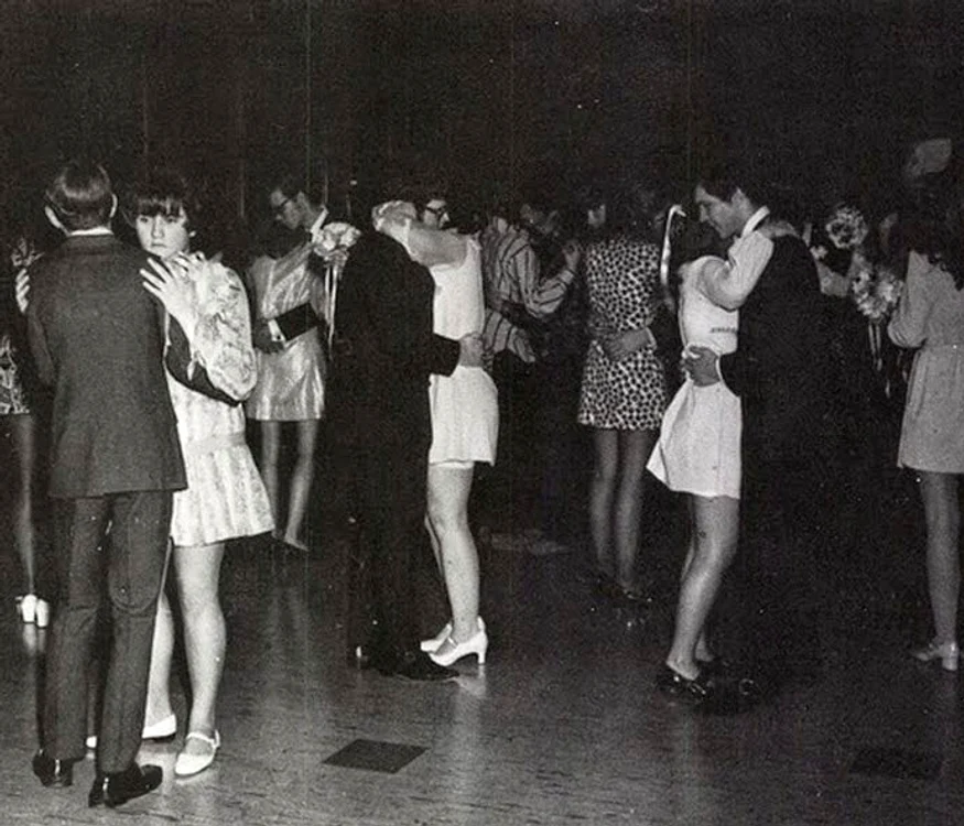 Ani de liceu, cu și fără clișee jpeg