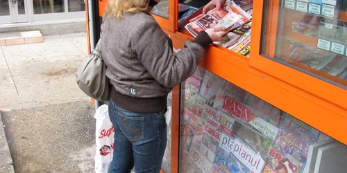 Cartea poate fi achiziţionată începând de astăzi cu ziarul "Adevărul"