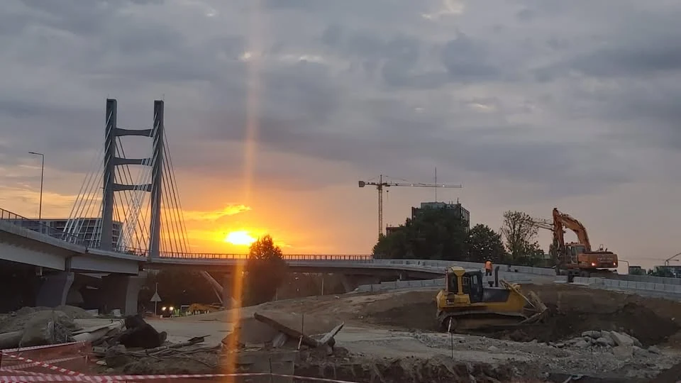 Reducerea impozitelor pe muncă şi credite cu dobândă subvenţionată, principalele propuneri ale constructorilor pentru întâlnirea de luni cu ministrul Finanţelor