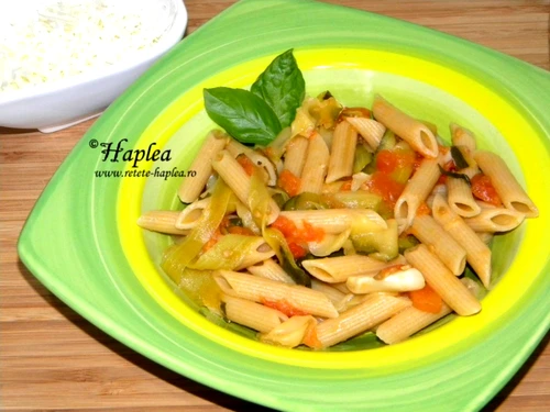 penne integrale cu zucchini poza 6 jpeg