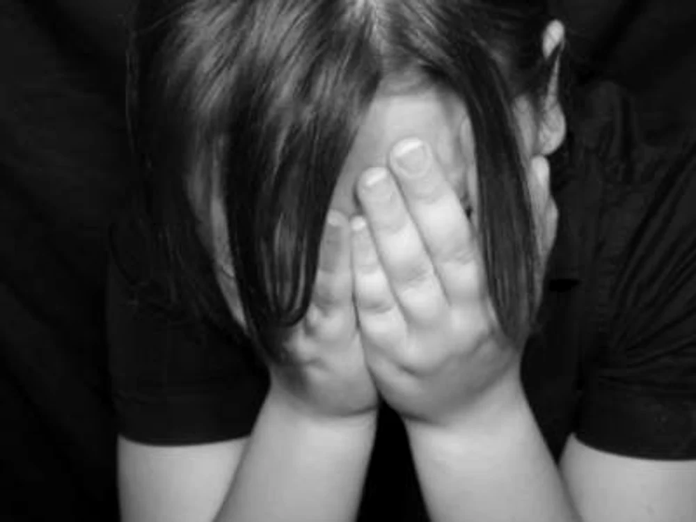 
    Fetița biciuită are 12 ani și are nevoie de consiliere după atacul bărbatului   