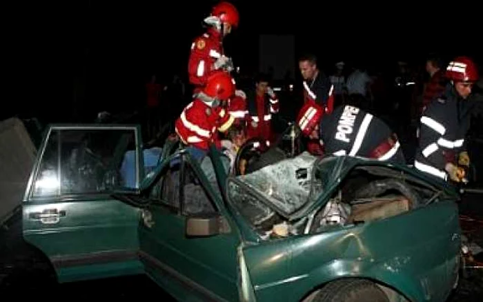 Braşov: Tragedie pe Valea Bogăţii / GALERIE FOTO