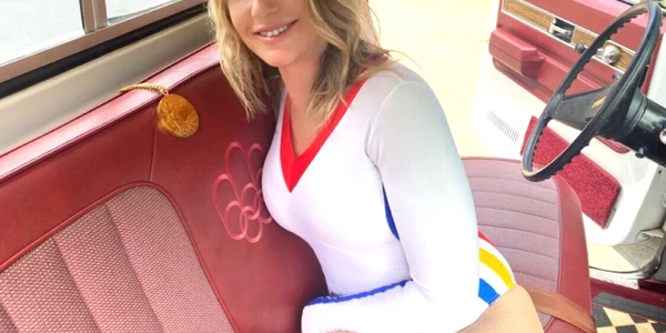 Nadia Comaneci FOTO Nadia Comaneci / Twitter
