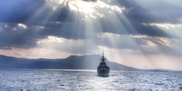 COVIDEX - exerciţiul militar din Marea Mediterană Sursa Forţele Navale Române