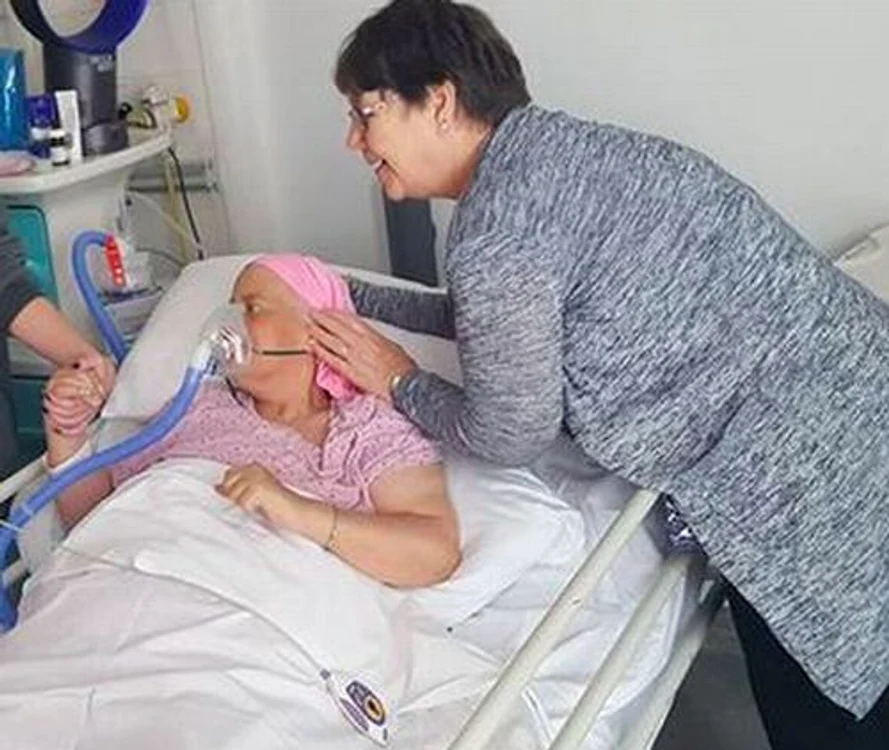 
    Femeia de 47 de ani este țintuită la pat  