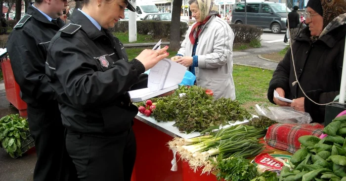 Poliţiştii locali nu vor mai beneficia de norma de hrană