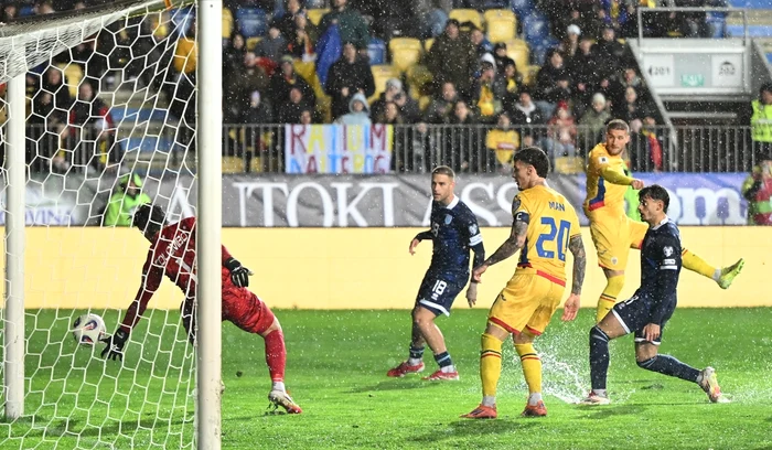 România a consemnat o victorie categorică, 7-1, cu San Marino (FOTO: Sportpictures)