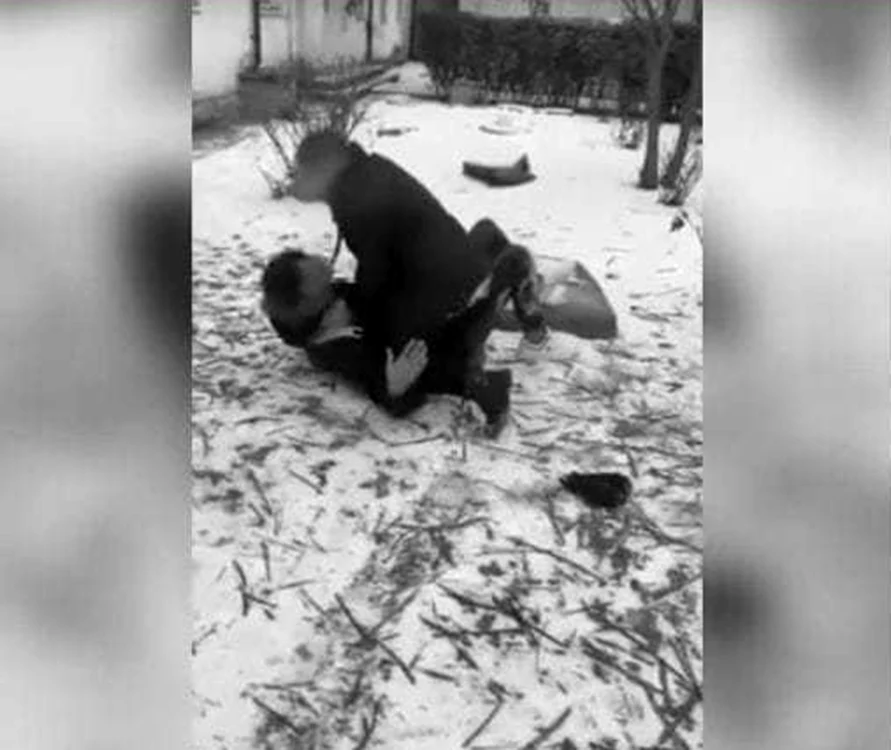 Scenele violente au fost filmate, apoi postate pe rețelele sociale