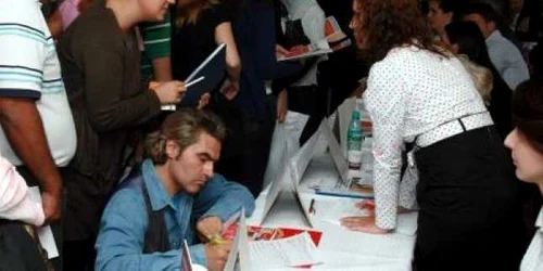 Rata şomajului a scăzut în judeţul Arad
