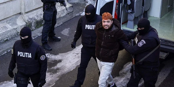 Mohamed Amra este adus la sediul Curtii de Apel Bucuresti, 23 februarie 2025  jpg