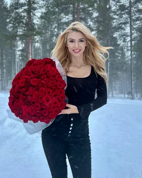 Andreea Bălan și Victor Cornea s au logodit în Laponia