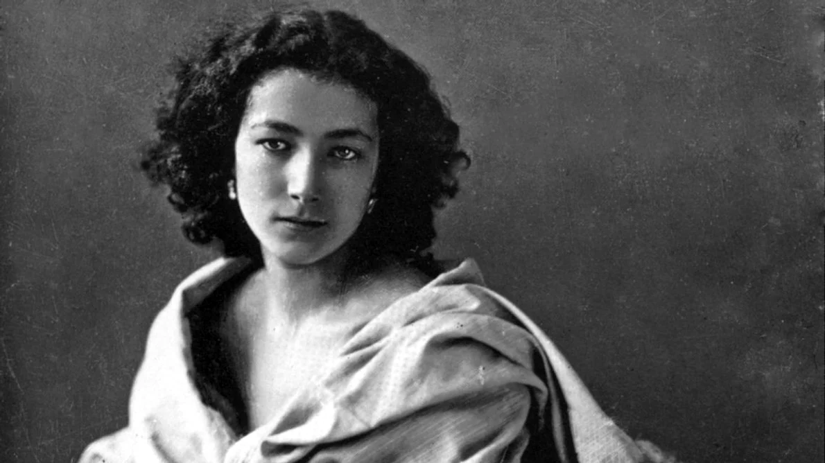 Sarah Bernhardt, cea mai faimoasă actriță franceză din secolul al XIX lea, în România jpeg