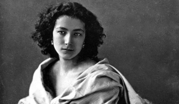 Sarah Bernhardt, cea mai faimoasă actriță franceză din secolul al XIX lea, în România  jpeg