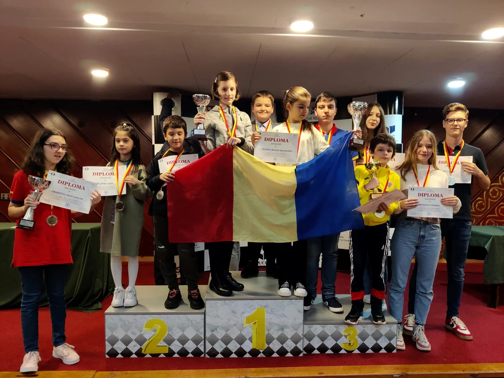 Delegaţia copiilor din România  a cucerit mai multe medalii 
