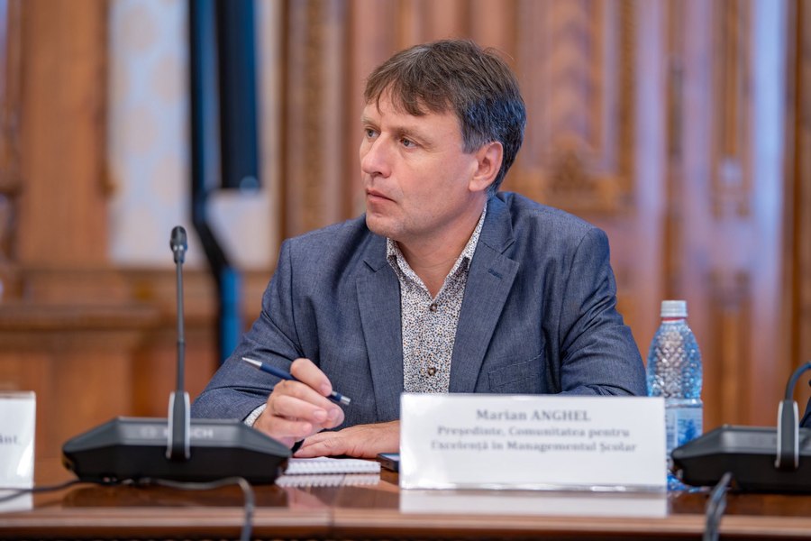 Temeri și incertitudini în Educație: concursurile pentru directori, în aer. Profesor: „Deja mi-e teamă”