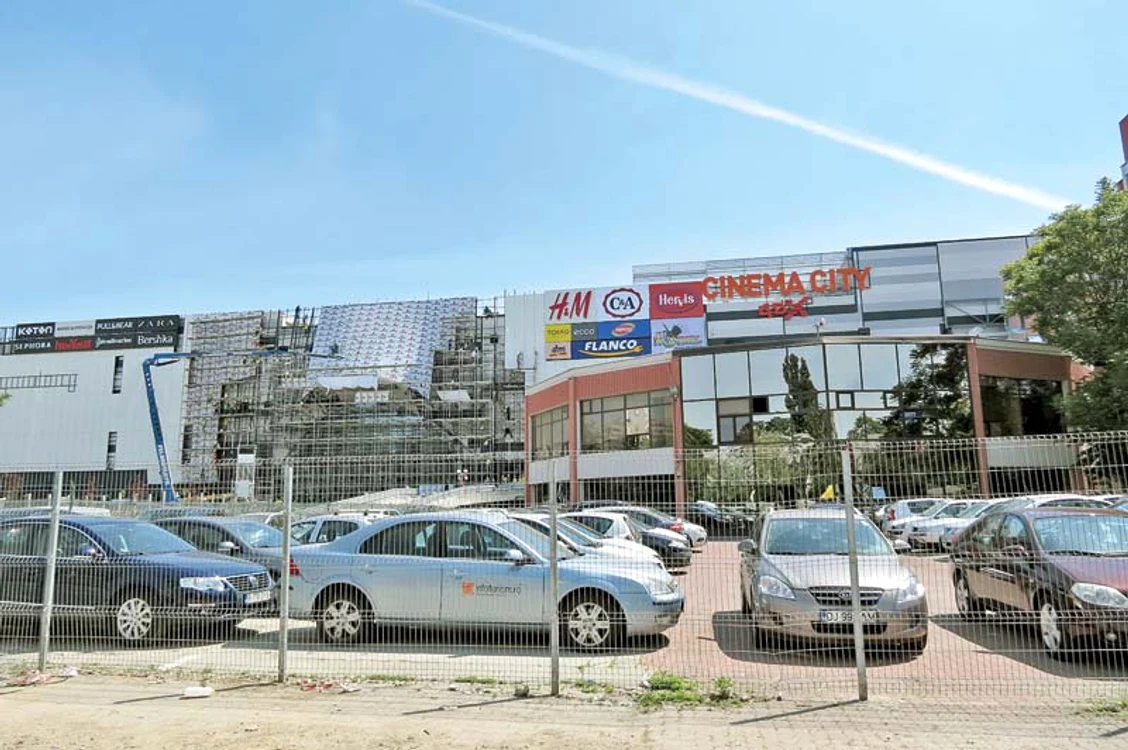 Centrul comercial s-a construit în PantelimonFoto: Cristiana Răduţă