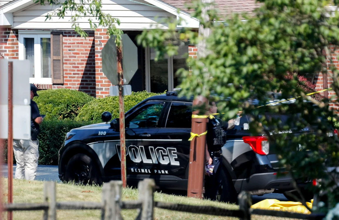 Mașină de poliție la casa americanului care a încercat să-l asasineze pe Donald Trump 