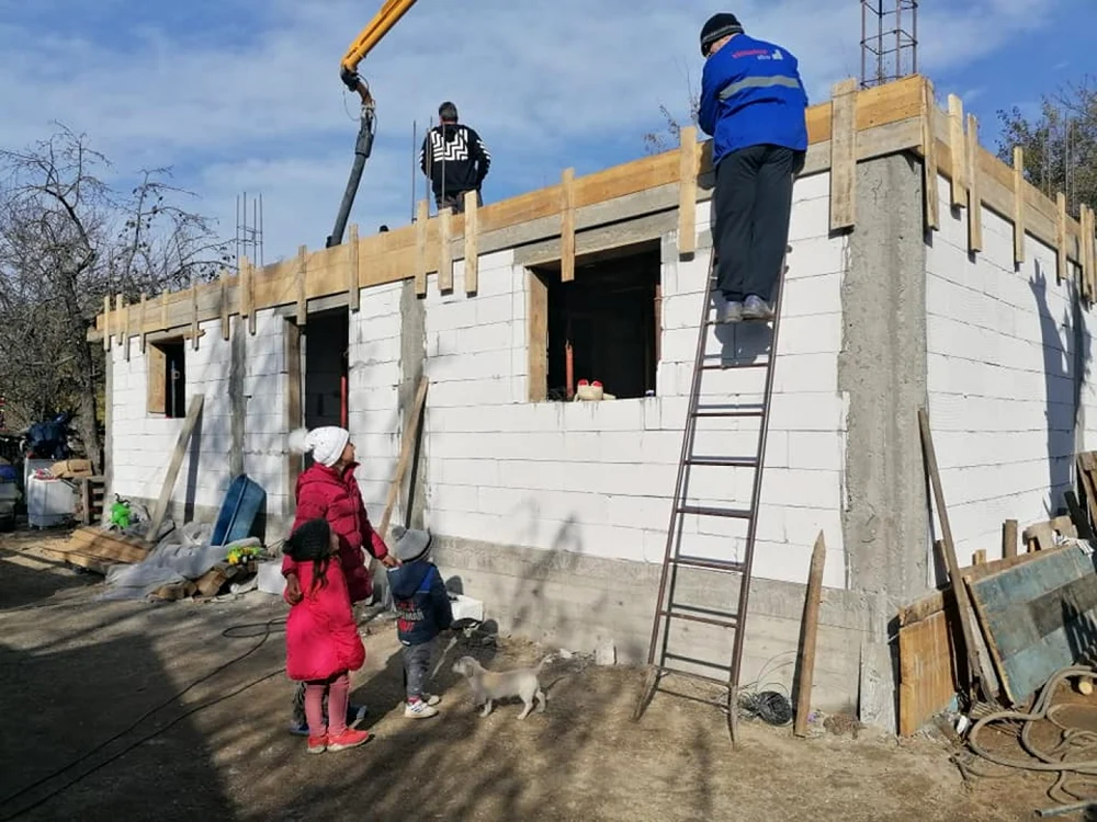 Casa a fost construită în mai puţin de trei luni FOTO: Loredana Costache