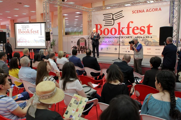 Bookfest deschidere