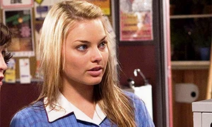 detaliu margojjt robbie la 17 ani copy jpeg