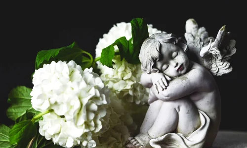 flori funerare comemorare jpg