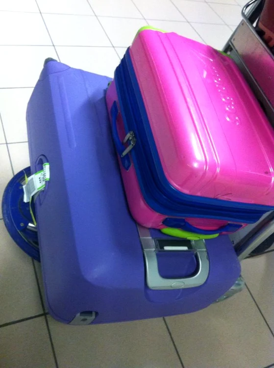 
    Bagajele Adinei Buzatu au fost rătăcite pe aeroportul Otopeni  