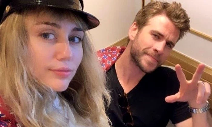 3 miley cyrus si liam hemsworth jpg jpeg