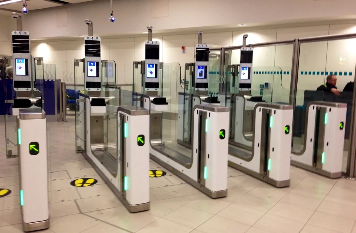 scannere faciale porti biometrice aeroport otopeni Foto Romania Actualitati