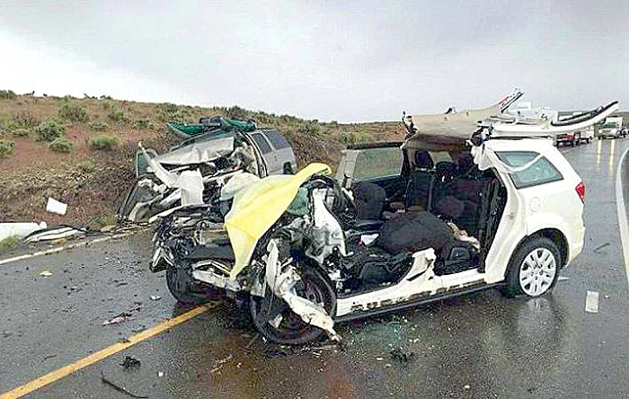 Maşina a fost făcută praf