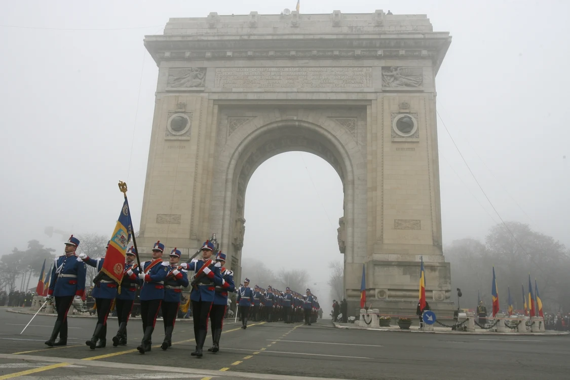 Pregătirile pentru Ziua Naţională a României întrerup traficul în nordul Capitalei FOTO Adevărul