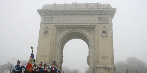 parada militara arc triumf adevarul