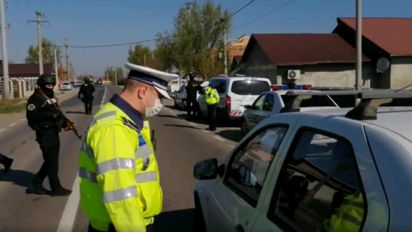 Localitatea Bărbulești este înconjurată de poliție și armată