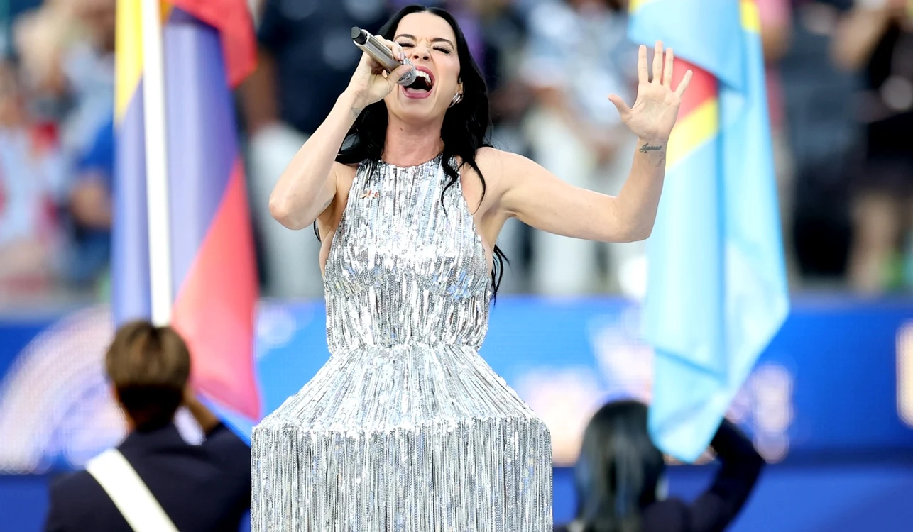 Katy Perry, cap de afiș la ceremonia de deschidere din SUA (FOTO: EPA)