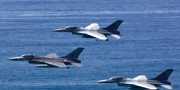 Aeronave F-16 Fighting Falcon în dotarea Forţelor Aeriene Române pentru Baza de la Feteşti Sursa roaf.ro
