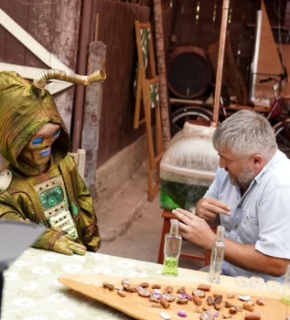  “În film, extratereștrii descoperă ospitalitatea noastră”, ne-a spus Alin Panc