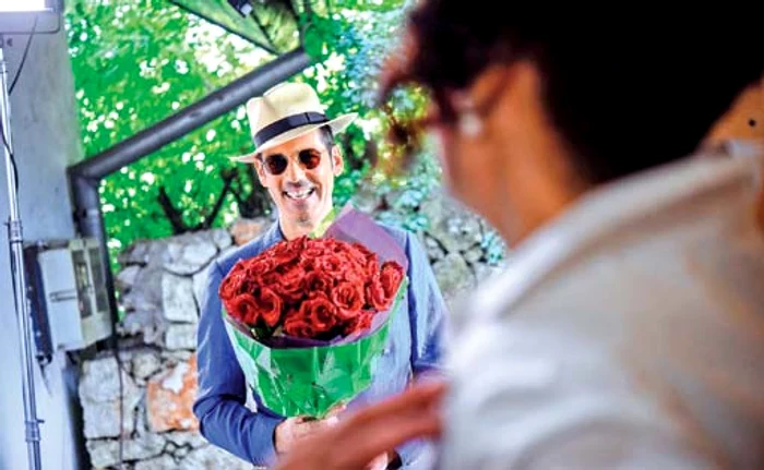 2008 - Tot trandafiri i-a oferit şi Andreei Marin, în videoclipul ”Te iubesc, femeie!”