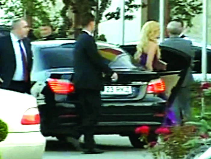 Elena Udrea a fost la nunta fiului primarului din Alba-Iulia